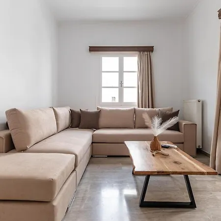 Makima Naxos Town 아파트