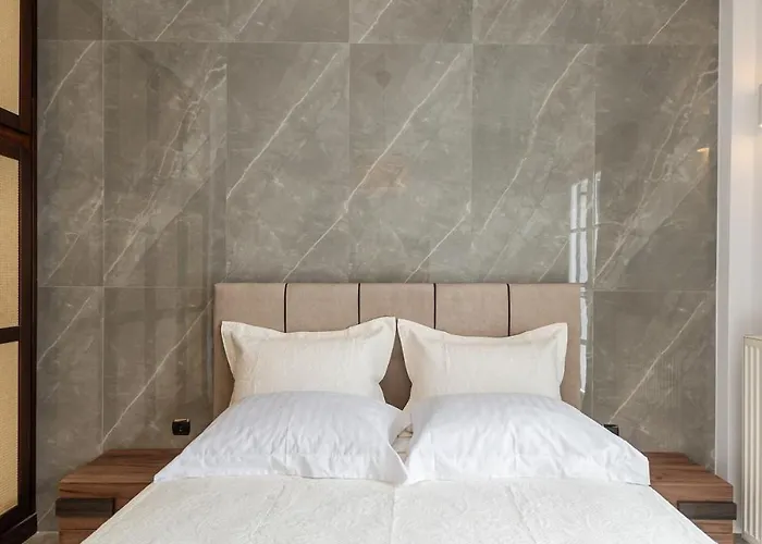 Makima Naxos Town شقة