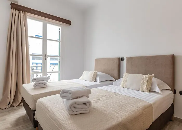 Makima Naxos Town شقة *